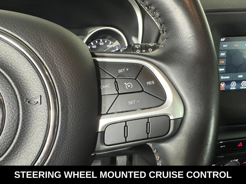 Used 2020 Jeep Compass Latitude AWD/4WD image 13