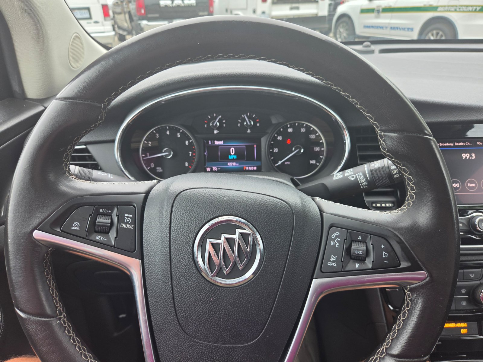 Used 2022 Buick Encore Preferred w/ Safety Package FWD image 10