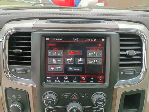 Used 2018 RAM 2500 Laramie image 31