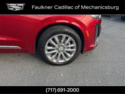 Used 2022 Cadillac XT6 Premium Luxury w/ Technology Package image 38