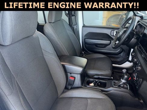 Used 2024 Jeep Gladiator Willys image 38