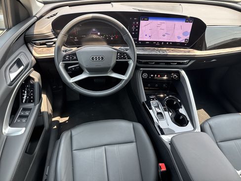 Certified 2025 Audi Q5 Premium AWD/4WD image 7