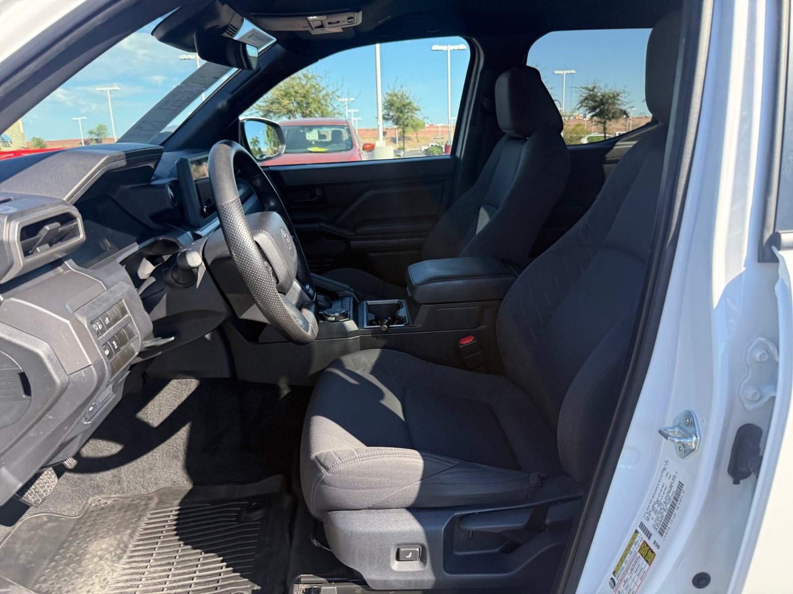 Used 2024 Toyota Tacoma SR5 AWD/4WD image 12