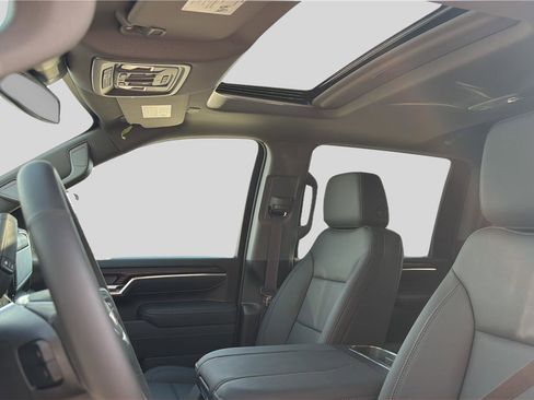 New 2026 GMC Sierra 2500 SLT w/ SLT Premium Package image 17