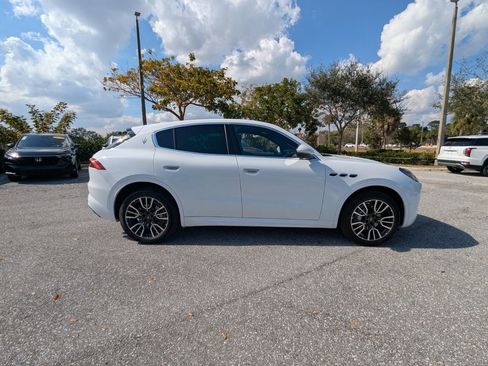 Used 2025 Mercedes-Benz GLB 250 GLB 250 image 25