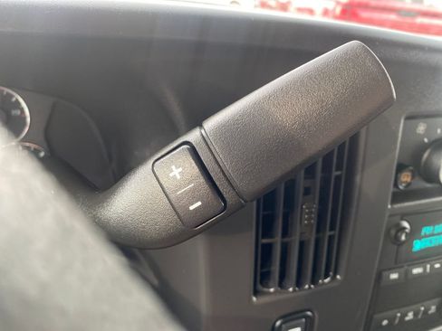 Used 2025 Chevrolet Express 3500 LT w/ LT Preferred Equipment Group RWD image 20