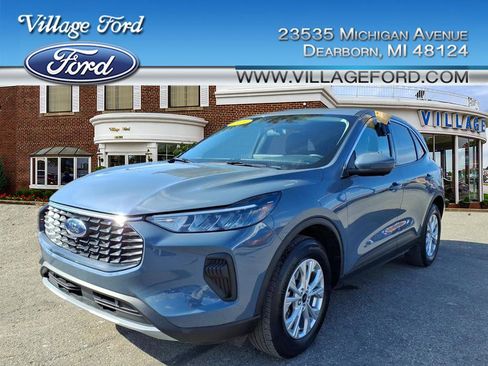 Used 2023 Ford Escape Active w/ Tech Pack #2 image 1
