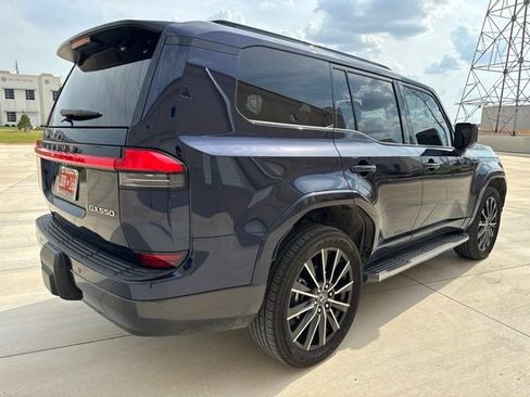 Used 2024 Lexus GX 550 w/ Accessory Package (Z1) AWD/4WD image 6