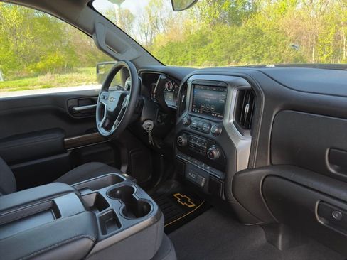 Used 2020 Chevrolet Silverado 1500 LT w/ Trailering Package image 22