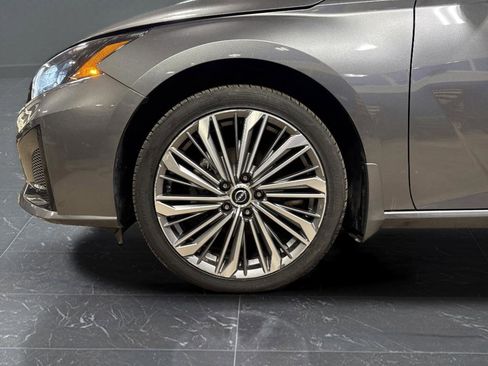 Used 2023 Nissan Altima 2.5 SL AWD/4WD image 19