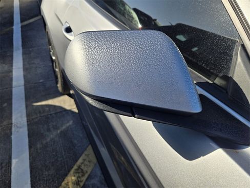 Used 2022 Ford Mustang Premium image 10