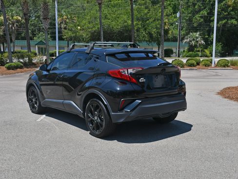 Used 2022 Toyota C-HR Nightshade FWD image 4