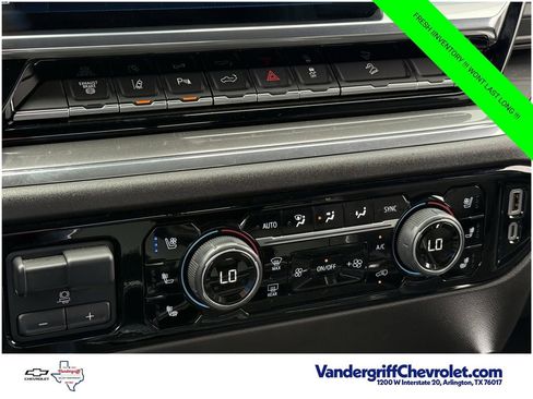 Used 2024 Chevrolet Silverado 2500 High Country w/ High Country Premium Package AWD/4WD image 15