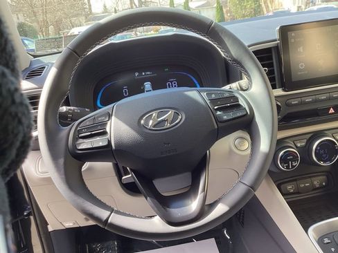New 2026 Hyundai Venue SEL image 29
