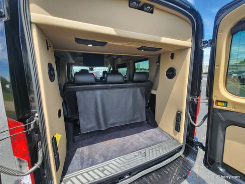Used 2022 Ford Transit 250 Medium Roof w/ Upfitter Package RWD image 19