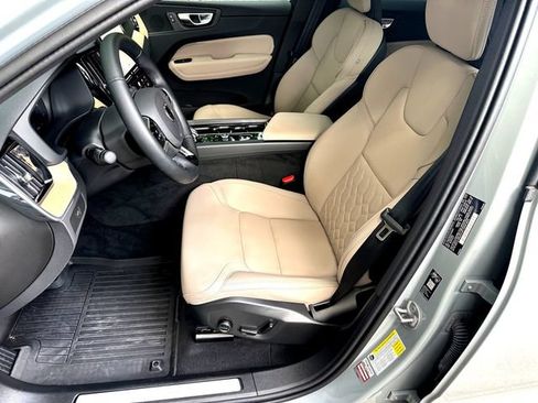Used 2026 Volvo XC60 B5 Plus w/ Protection Package Premier AWD/4WD image 9
