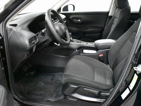 Certified 2023 Honda HR-V LX image 12