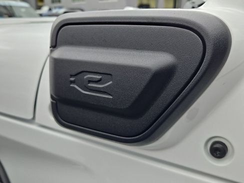 Used 2025 Jeep Wrangler Unlimited Sport S 4xe image 8