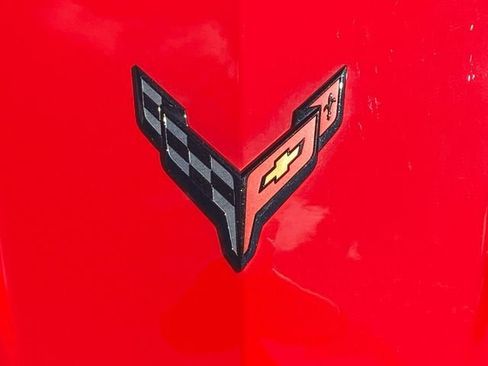 Used 2024 Chevrolet Corvette Stingray Coupe w/ Z51 Performance Package RWD image 28