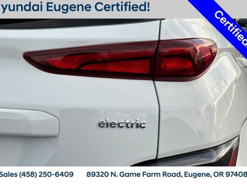 Used 2023 Hyundai Kona SE image 35