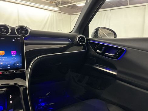 Used 2026 Mercedes-Benz GLC 300 image 29