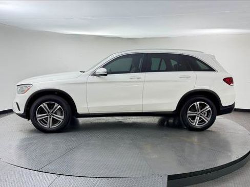 Used 2021 Mercedes-Benz GLC 300 image 3