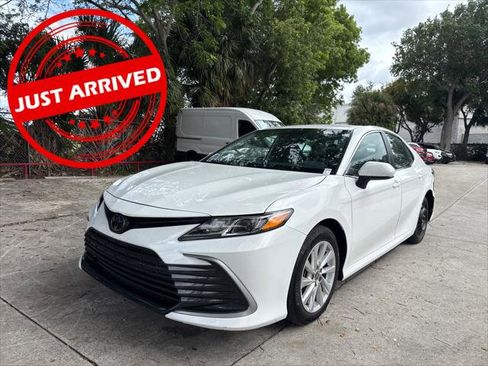 Used 2023 Toyota Camry LE FWD image 1