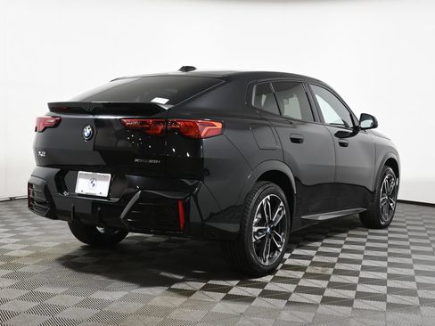 New 2026 BMW X2 xDrive28i w/ Technology Package AWD/4WD image 7
