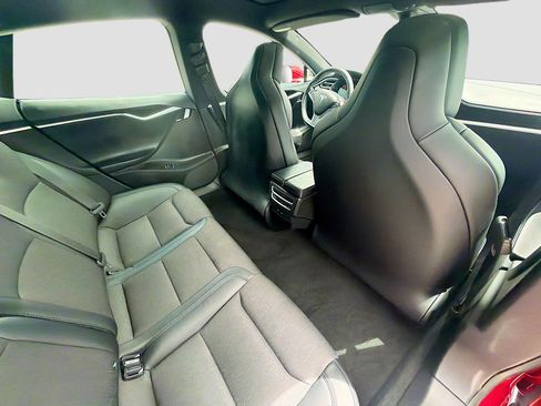 Used 2017 Tesla Model S 75D AWD/4WD image 28