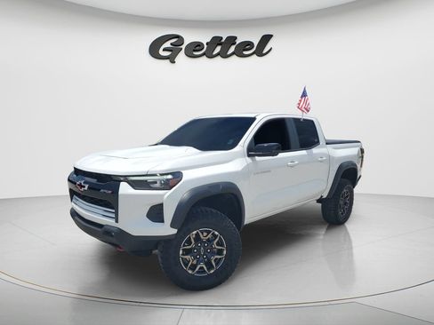 Used 2024 Chevrolet Colorado ZR2 w/ ZR2 Convenience Package III AWD/4WD image 1