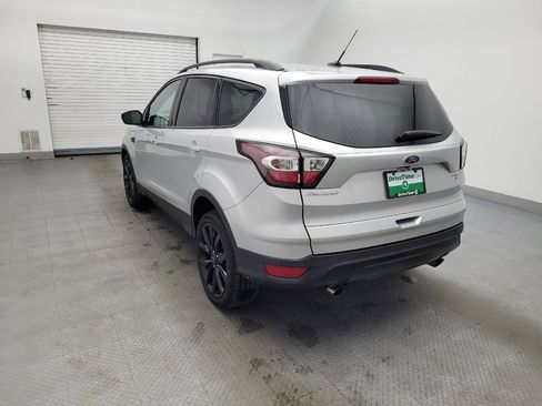 Used 2017 Ford Escape Titanium image 5