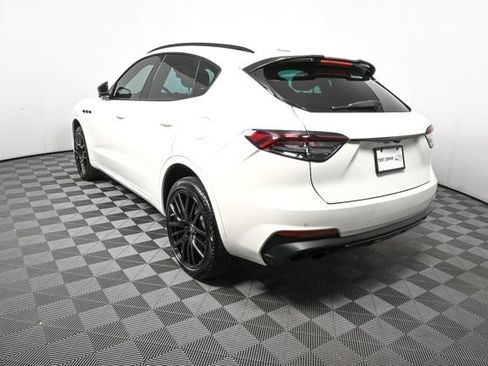 Used 2023 Maserati Levante Modena image 32
