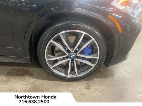 Used 2022 BMW X2 M35i w/ Premium Package image 11