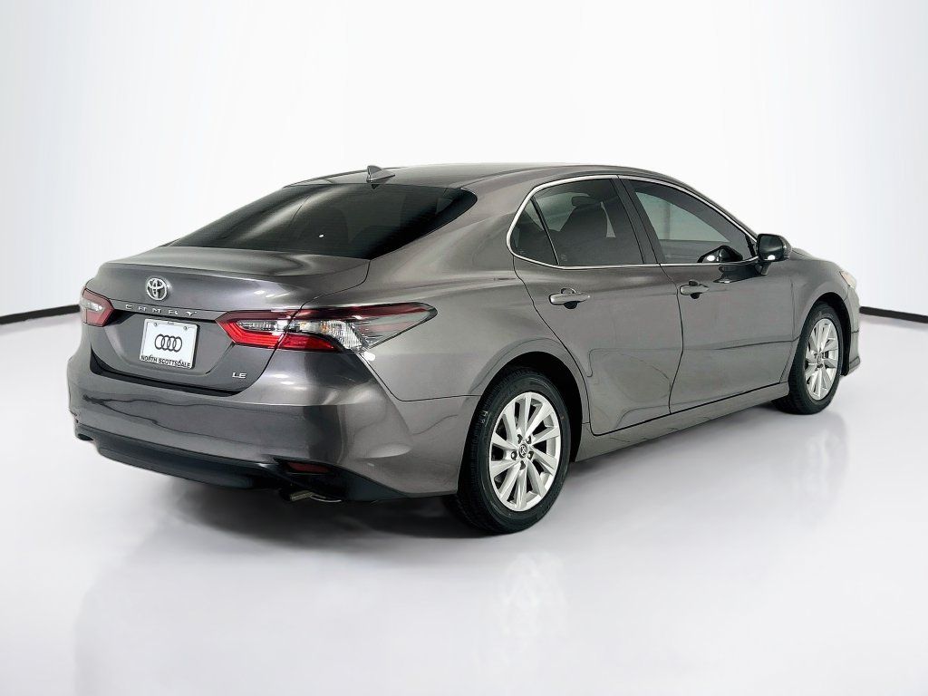 Used 2024 Toyota Camry LE FWD image 5