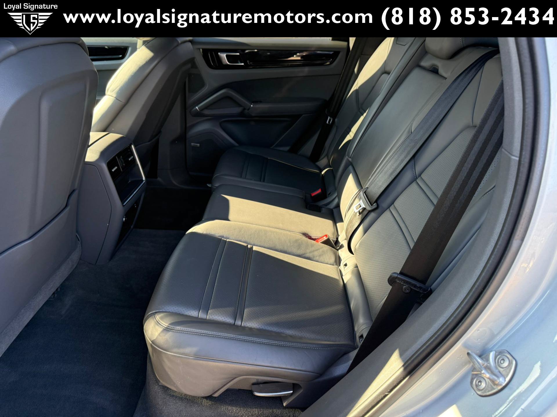 Used 2021 Porsche Cayenne E-Hybrid AWD/4WD image 13