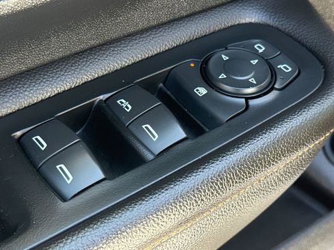 Used 2021 GMC Terrain SLE w/ Driver Convenience Package FWD image 18