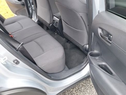 Used 2024 Toyota Corolla Cross LE image 11