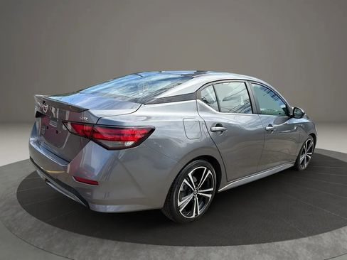 Used 2020 Nissan Sentra SR FWD image 5