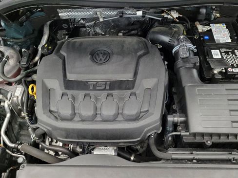 Used 2021 Volkswagen Tiguan SE image 30