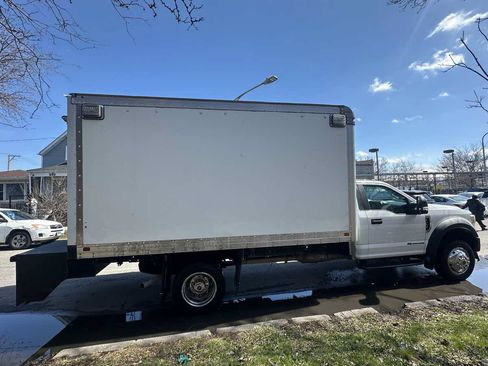 Used 2020 Ford F550 2WD Regular Cab Super Duty image 11