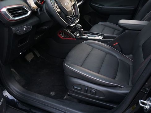 Used 2023 Chevrolet TrailBlazer RS w/ Sun and Liftgate Package AWD/4WD image 25