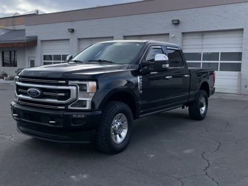 Used 2022 Ford F350 Platinum image 5