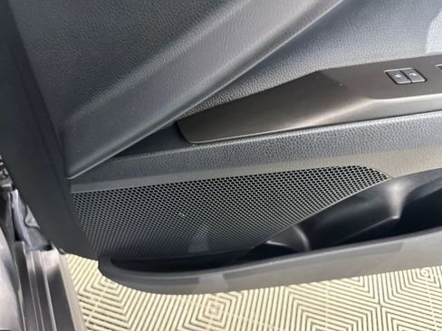 Used 2024 Toyota Camry SE image 29