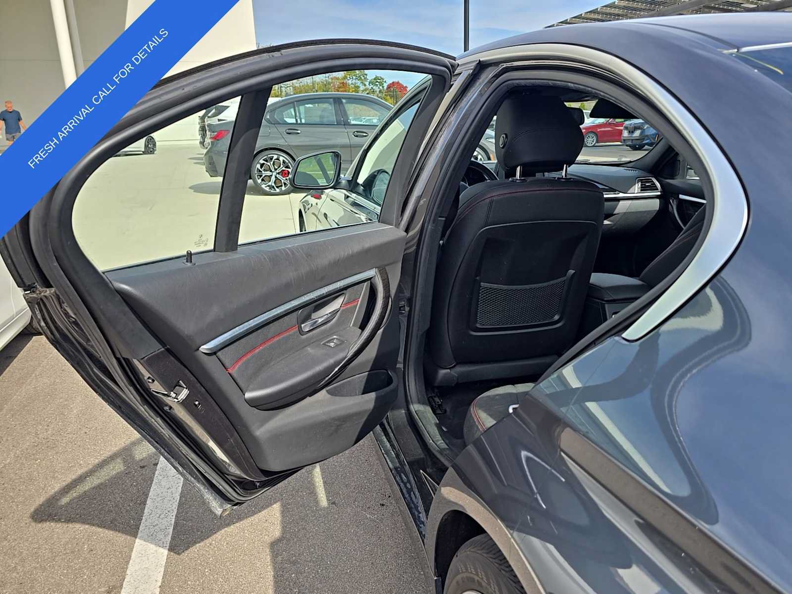 Used 2018 BMW 330i xDrive Sedan AWD/4WD image 6