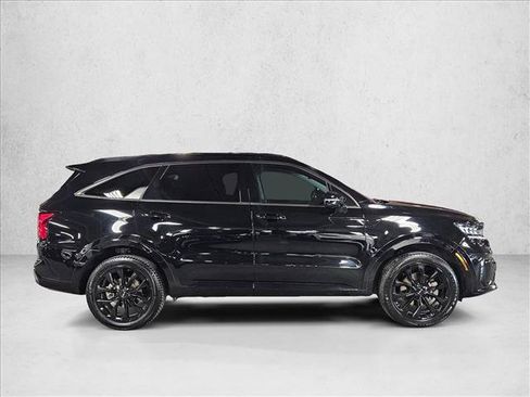 Used 2023 Kia Sorento SX AWD/4WD image 4