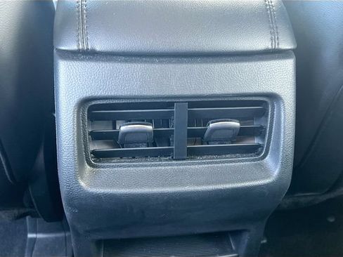 Used 2024 Ford Edge SEL AWD/4WD image 25
