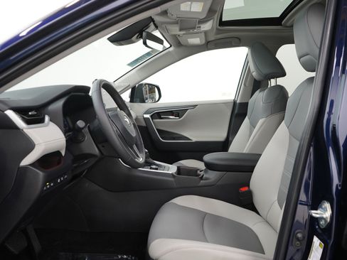 Used 2025 Toyota RAV4 Limited w/ Weather Package AWD/4WD image 24