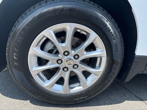 Used 2021 Chevrolet Equinox LT AWD/4WD image 9