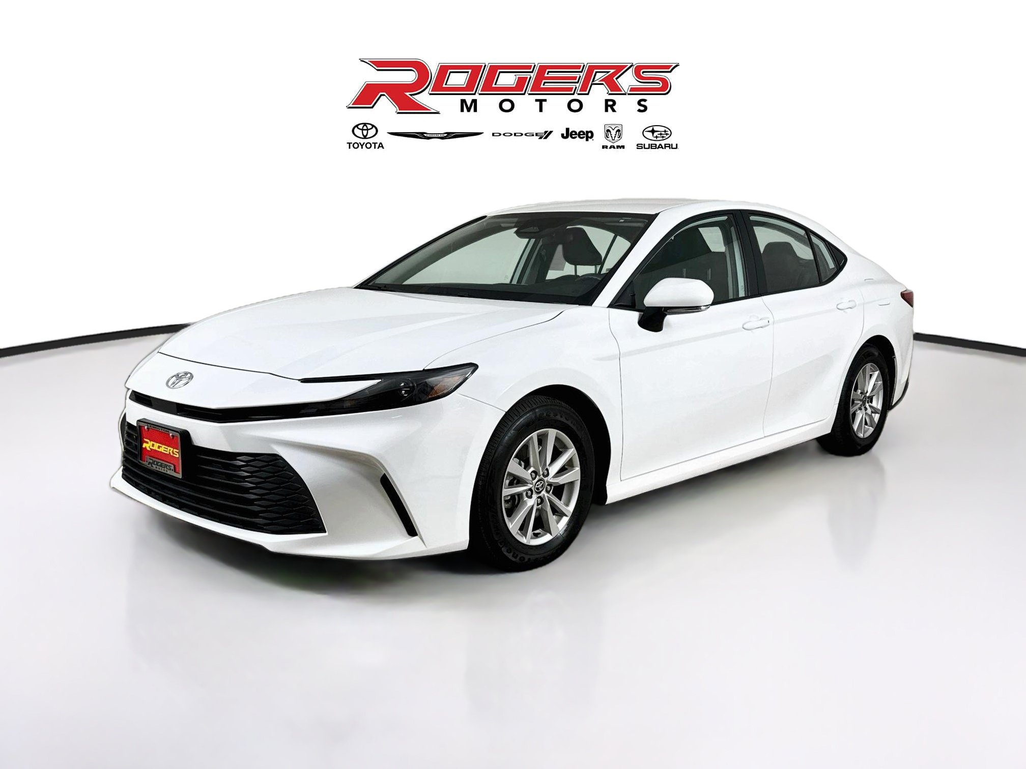 Certified 2025 Toyota Camry LE FWD image 8