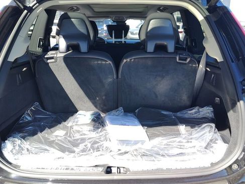 New 2026 Volvo XC90 B6 Plus w/ Protection Package Premier image 35